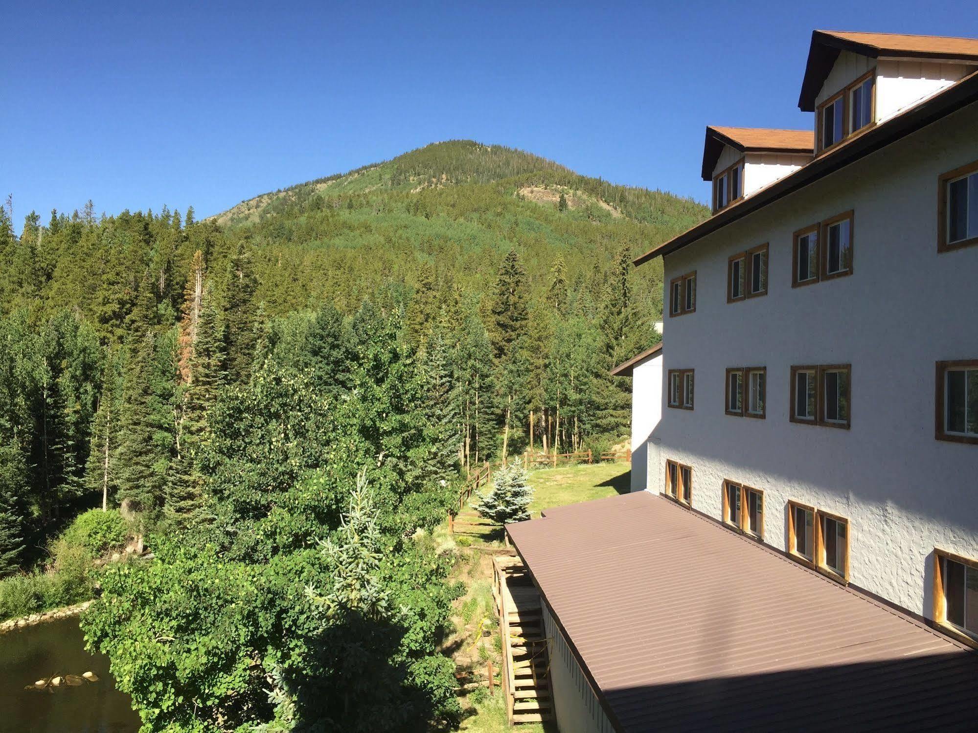Monarch Mountain Lodge Exterior photo